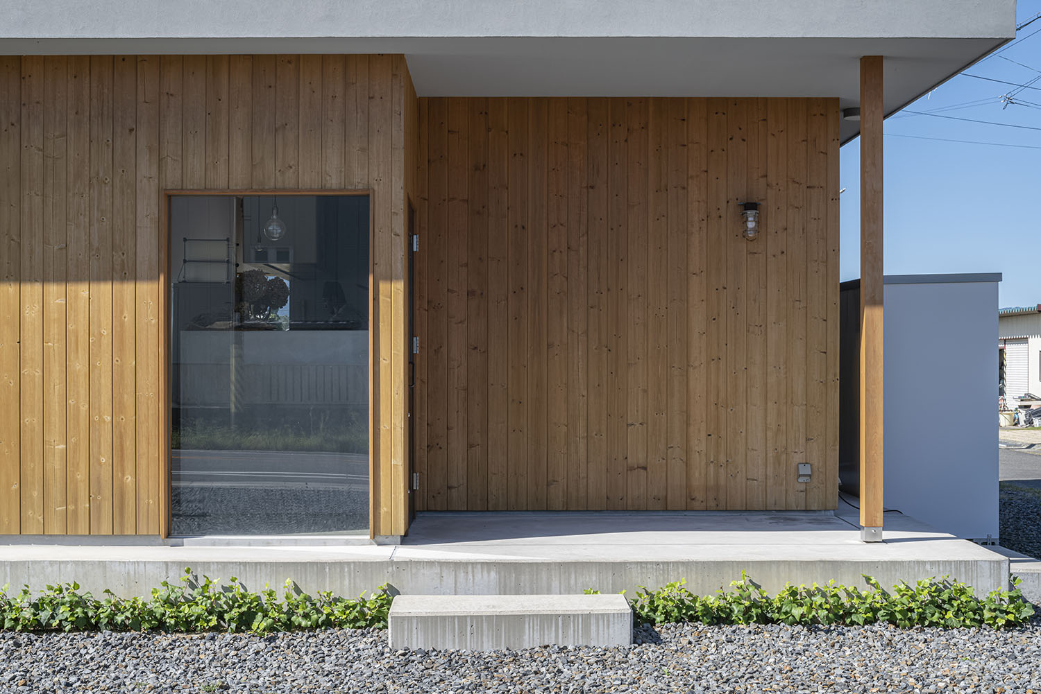 木材を使用した外壁・フリーダムアーキテクツの事例
