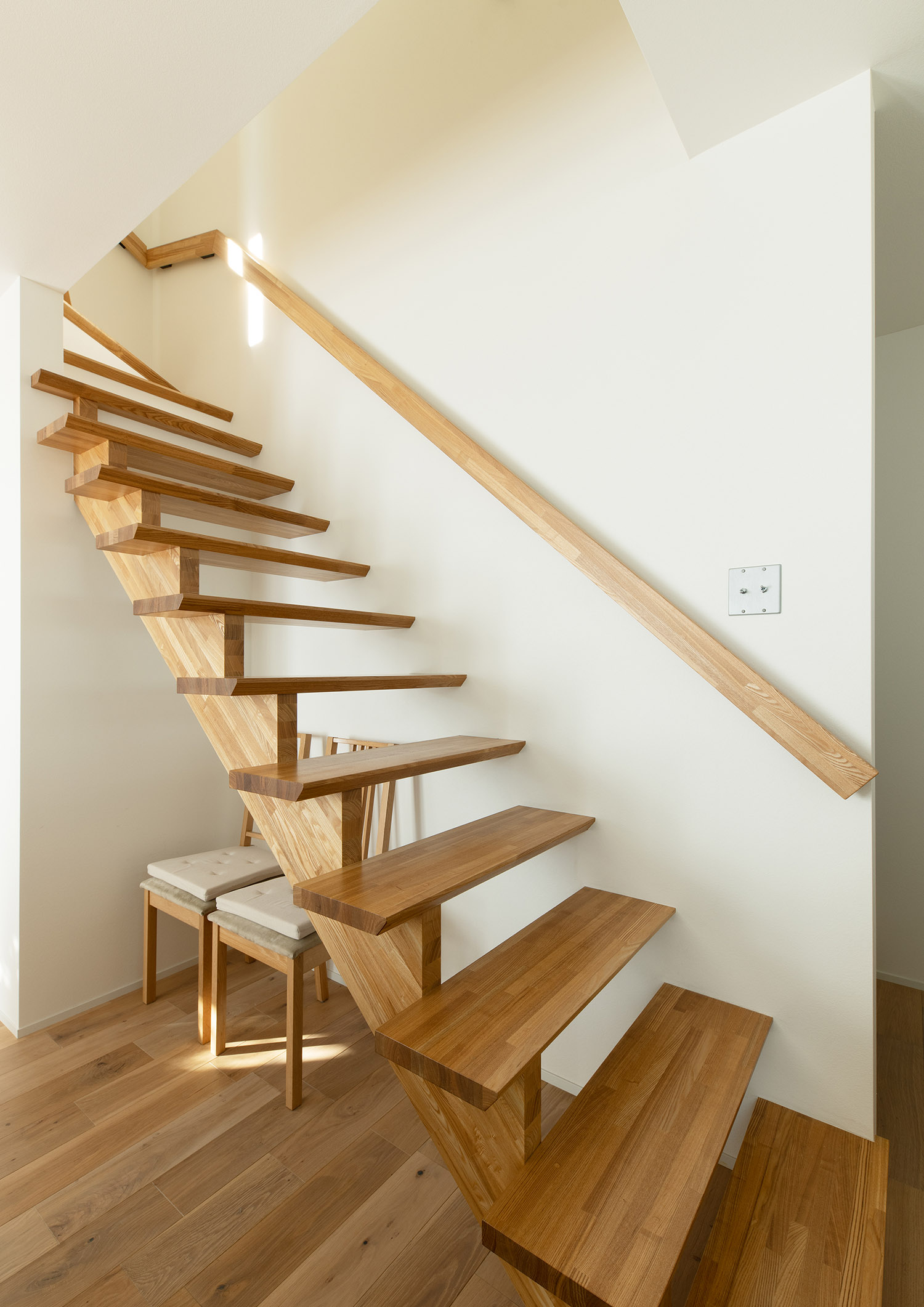 注文住宅・スケルトン階段・木製のスケルトン階段