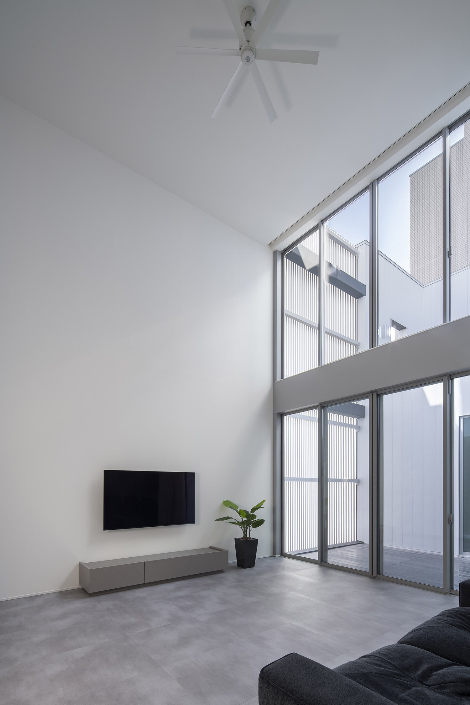 デザイン住宅建築実例_外観・注文住宅『CASE783 Refined』の建築実例・施⼯例の写真_LDK