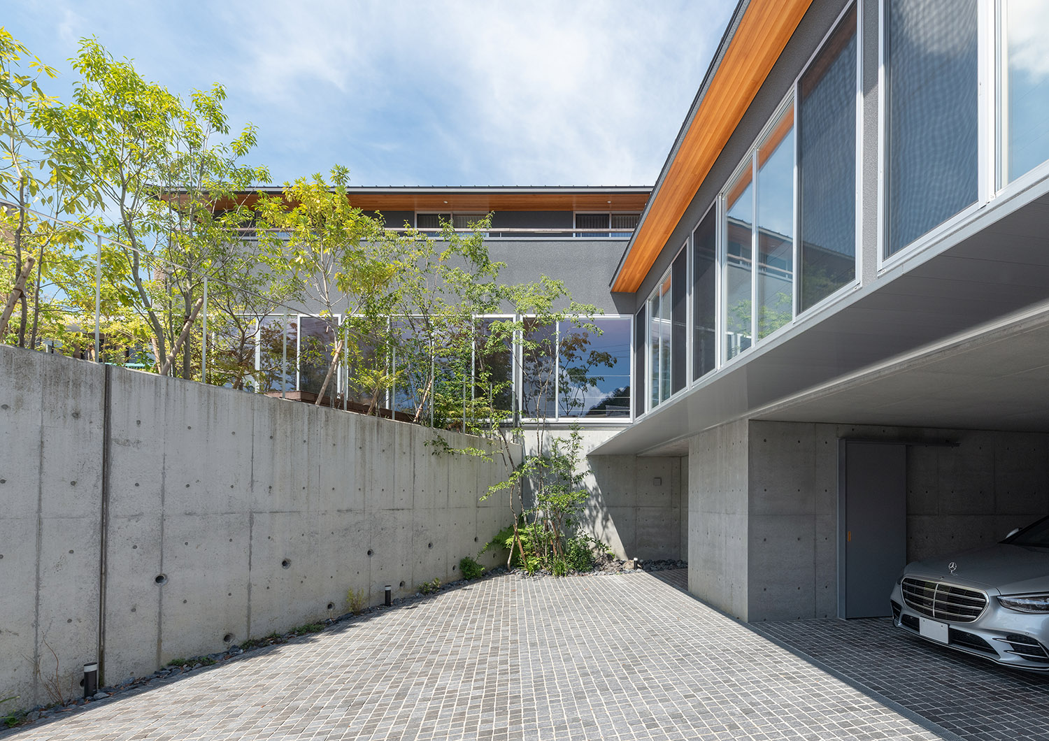 デザイン住宅建築実例_外観・注文住宅『CASE784 贅と静』の建築実例・施⼯例の写真_外観