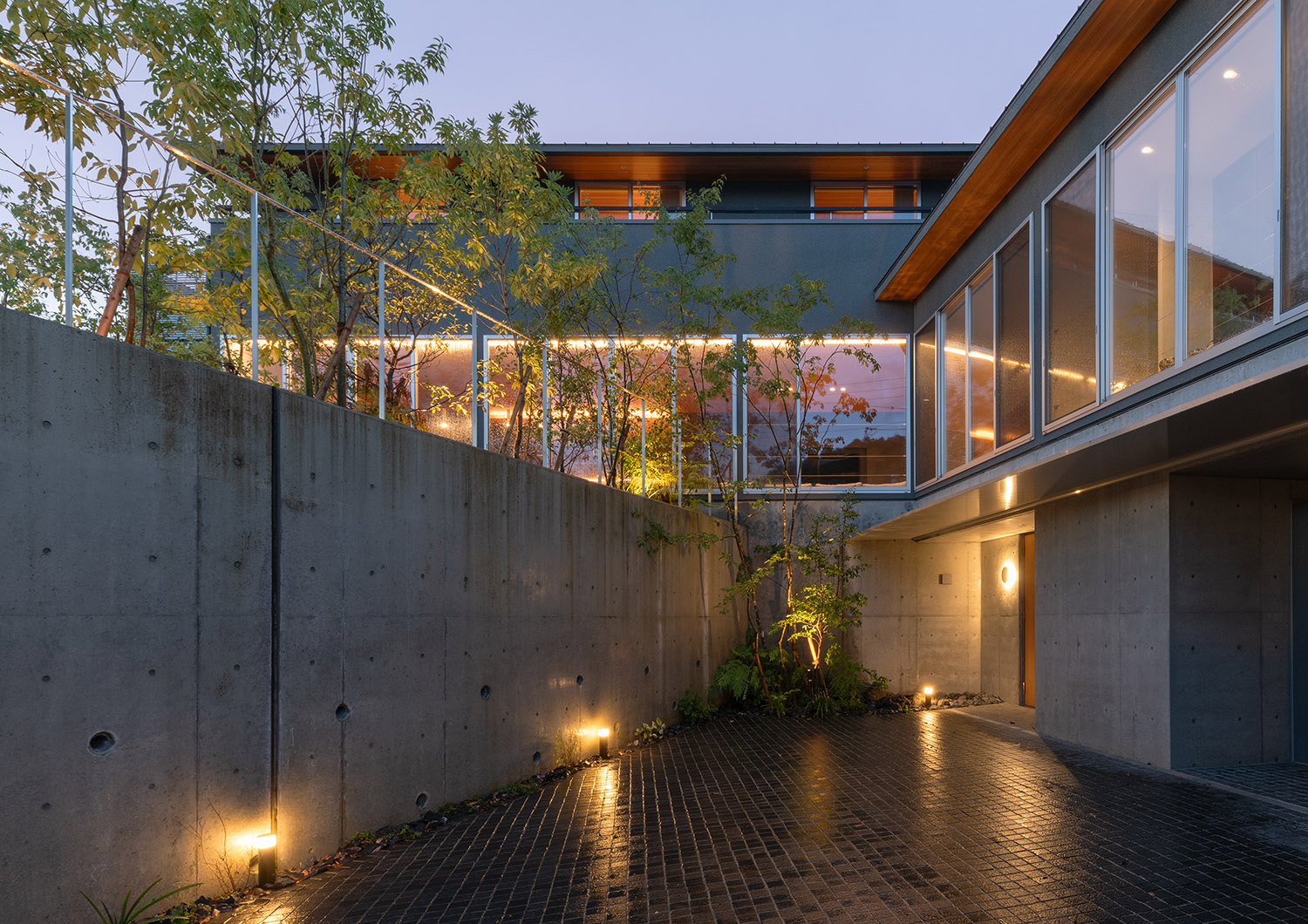 デザイン住宅建築実例_外観・注文住宅『CASE784 贅と静』の建築実例・施⼯例の写真_外観