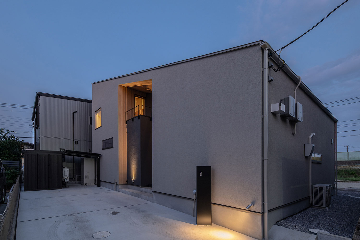 デザイン住宅建築実例_外観・注文住宅『CASE786 蒼天に抜ける家』の建築実例・施⼯例の写真_外観