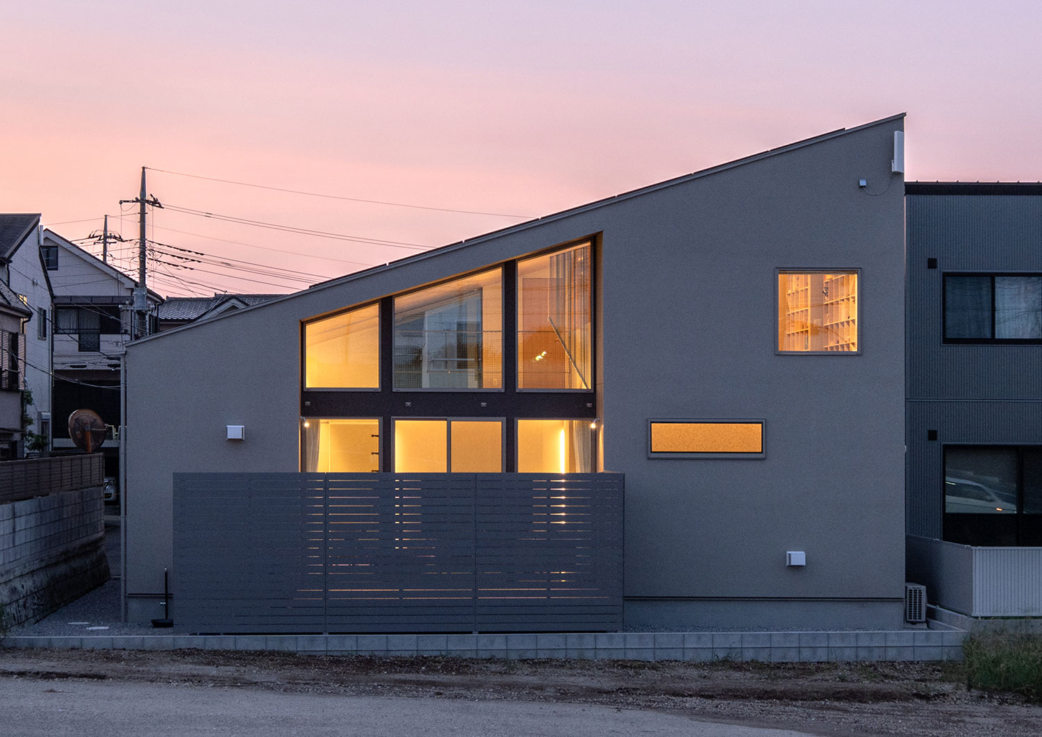 デザイン住宅建築実例_外観・注文住宅『CASE786 蒼天に抜ける家』の建築実例・施⼯例の写真_外観