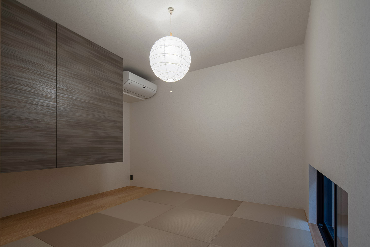 デザイン住宅建築実例_外観・注文住宅『CASE787 Monotone Nest』の建築実例・施⼯例の写真_和室